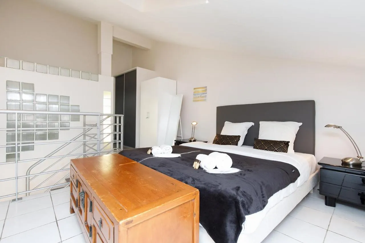 Aya'S Duplex Yourhosthelper Κάννες